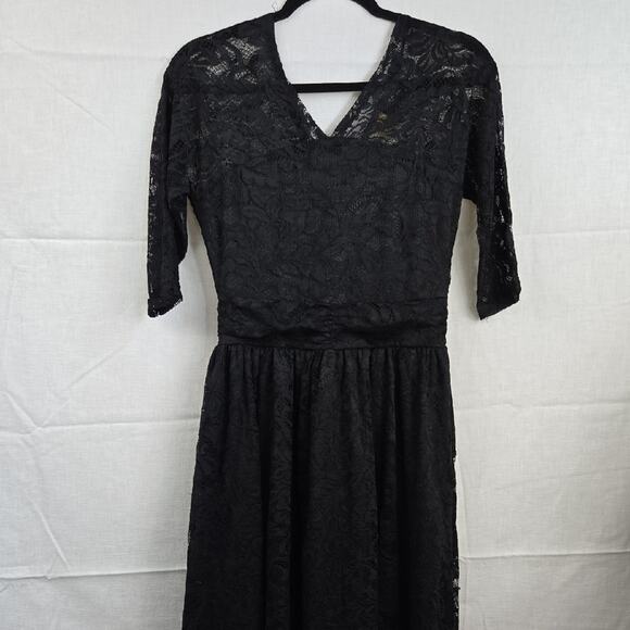 Acevog Women’s Black Lace Overlay V-Neck Half Sleeve Fit & Flare Dress – Size Sm - Picture 1 of 5